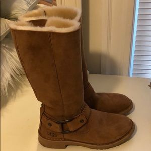Chestnut ugg boots